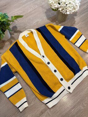 Coat,Zara,L,"Yellow, cream, and navy blue",30